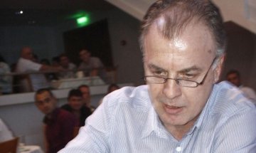 Наско Сираков оплю Левски