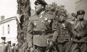 Наш атлет бяга по терлици на Олимпиадата в Париж през 1924