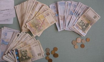 Специален софтуер следи за редовното плащане на заплати