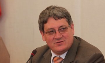Пламен Цеков обяви "Нов път за парите на болниците"