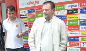 Шеф на ЦСКА: Стойчо Младенов взима по 20 000 лв. на месец