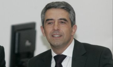 Опозиция и управляващи на изборната арена при Плевнелиев