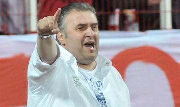 Дучето се гъбарка с "Титан"