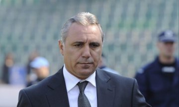 Стоичков изостави Литекс