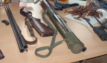 Пратка български оръжия за Мали са блокирани в Гвинея
