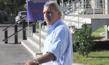 Стоичков: Няма да коментирам измислици на псевдопатриот 