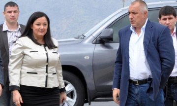 Плевнелиев първи по рейтинг, Борисов и Павлова в спор за второто място 