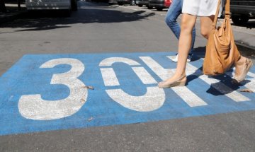 25% са постоянно свободните места в синя и зелена зона в София