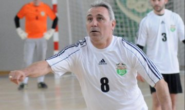 Араби пожелаха Стоичков за треньор