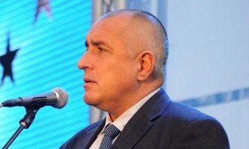 Февруарската революция капсулира партиите