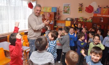 Софтуерна грешка подлуди софийските майки