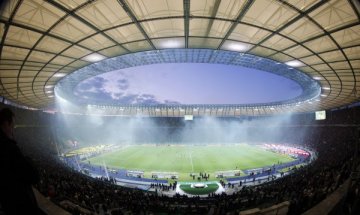 Финалът на Шампионската Лига през 2015 ще е в Берлин