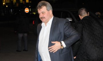 Батков призна: Преговарям със Сираков, но няма нищо официално 