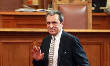 Първо уволнение в кабинета, отиде си зам.-министър 