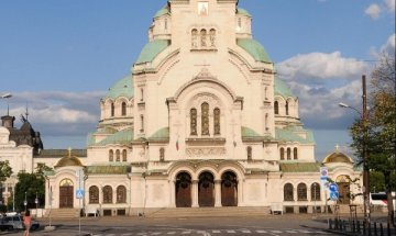 Европари и за Църквата, но първо статут, рече Стоянович