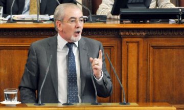 Ако Цветанов се върне, жална ни майка, отсече Местан