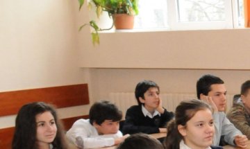 Родители искат предмет "Български език и общуване"