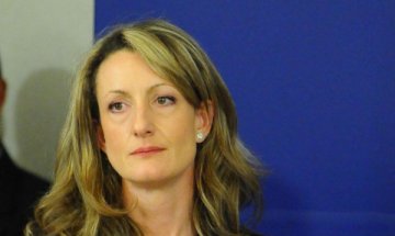 Зинаида Златанова: Протестите ни карат да работим