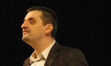 За леля ви Паца от Видраре и за "умните" в София