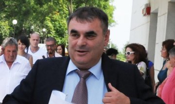 Няма да има сътресения в БДЖ, обеща Папазов
