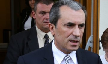 Кабинетът заседава без Орешарски