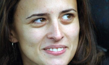 Запалиха автомобила на Генка Шикерова