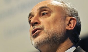 Управлението на АЕЦ "Бушехр" е под временния контрол на Иран