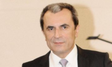Орешарски: Не съм имунизиран от грешки