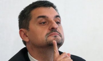 Рекет над магистрати изскочи от "тефтерчето"