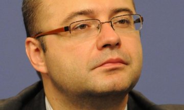 Да поправим бързо решението за мораториума, зове евродепутат