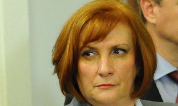 Екoминистърката се срещна с протестиращи