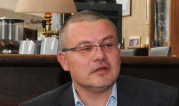 Здравословно е да правят финансова проверка на НДК