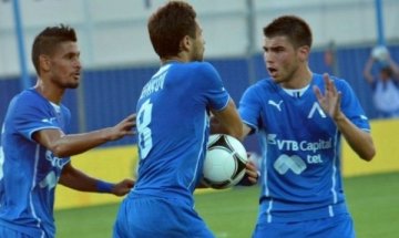 Левски чака чуждестранен бек в Кипър