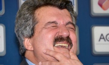 Батков би шута на Йовов и Мариян Христов 