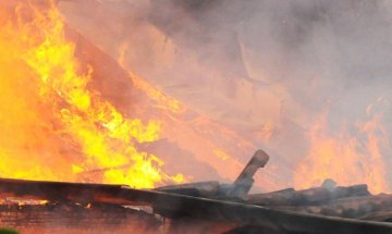 62-годишен мъж се задуши при пожар в Бургас