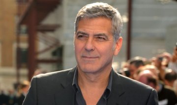Джордж Клуни се дърпа, не иска деца от Амал
