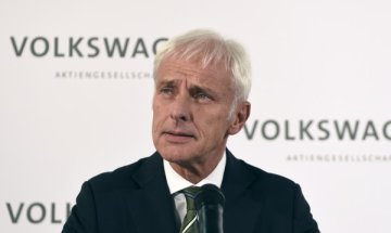 Volkswagen започва да оправя колите през януари 