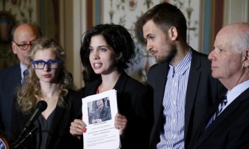 У-лицата:  Pussy Riot и лесно ли е да си активист в Русия