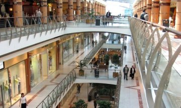 Молове, търговци, клиенти – какво е важно за кого?