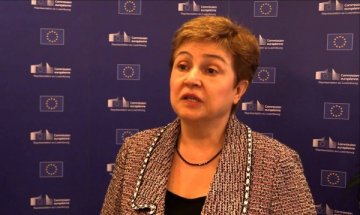 Парите за помощи не достигат до нуждаещите се по света