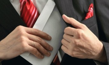 Два етапа на конкурс до поста държавен служител