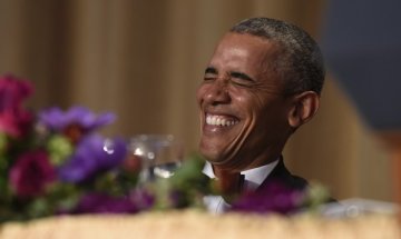  Обама нарече на шега Клинтън своя приемничка