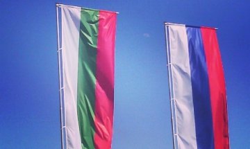Уж братушки, пък... сме приятели едва за 4% от тях
