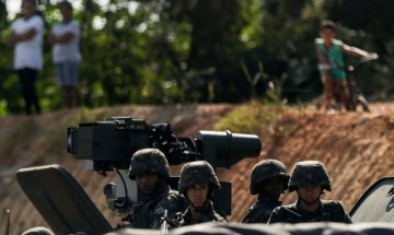 Реториката на Студената война се завръща