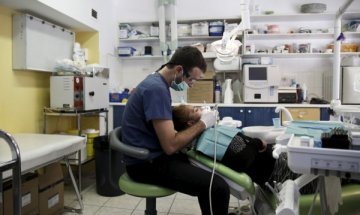 6 рискови фактора. Застрашава ли ви пародонтит?