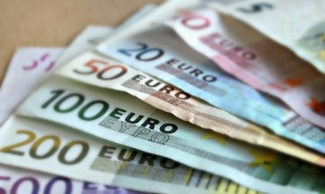 Работещите без изгода от минимални осигурителни прагове