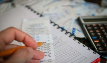 Намалени данъци! Ще преборят ли социалното неравенство?