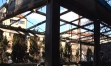 От играчка стана плачка: Пиратка подпали заведение 