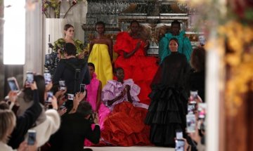 Мечтите на Пиер Паоло Пичоли в новата колекция на Valentino