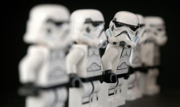 Disney обогатяват марката Междузвездни войни
